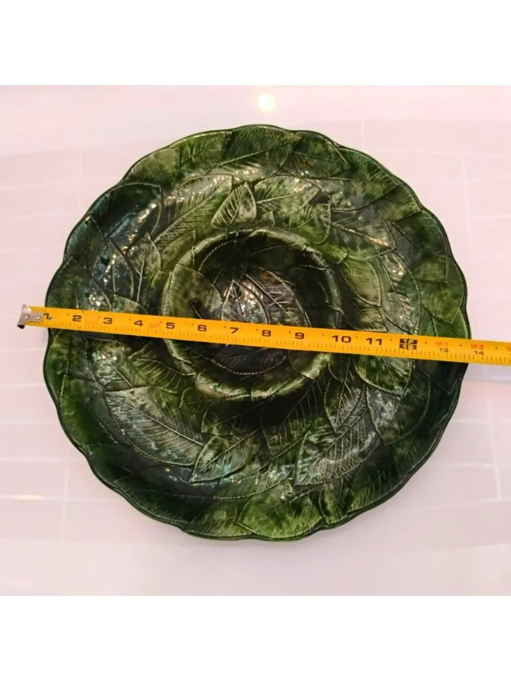 Vintage Vietri Foglia Leonardo Green Leaf Majolica Chip and Dip Platter Italy
